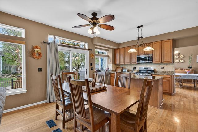 1160 Heavens Gate, Lake In The Hills, IL 60156