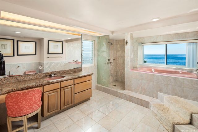 4248 Kaikoo Place, Honolulu, HI 96816