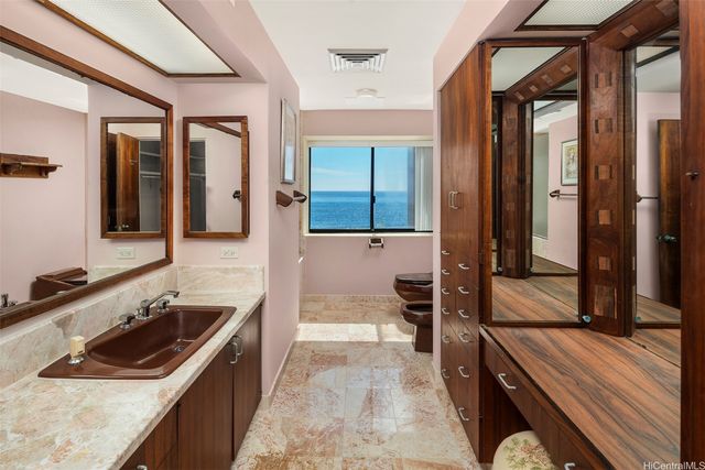 4248 Kaikoo Place, Honolulu, HI 96816