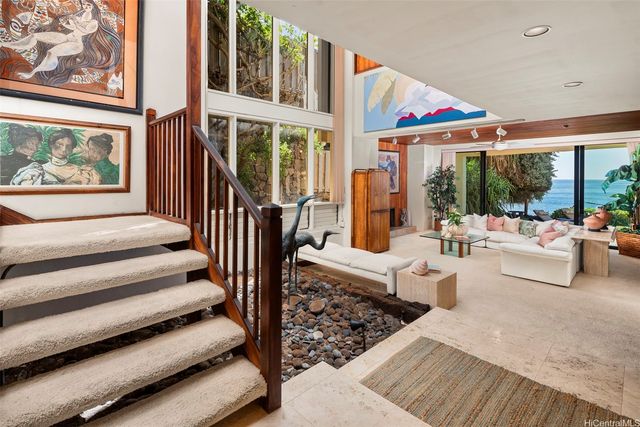 4248 Kaikoo Place, Honolulu, HI 96816