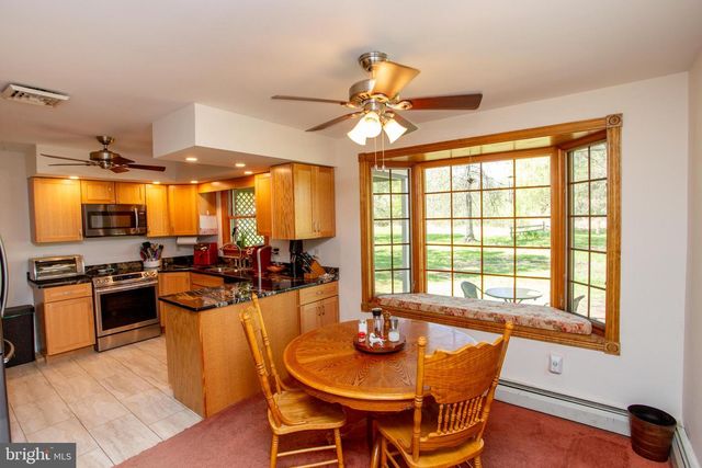 255 TABOR RD, Ottsville, PA 18942