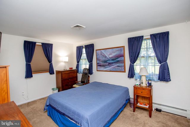 255 TABOR RD, Ottsville, PA 18942