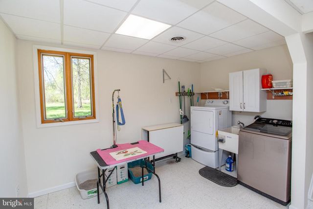 255 TABOR RD, Ottsville, PA 18942