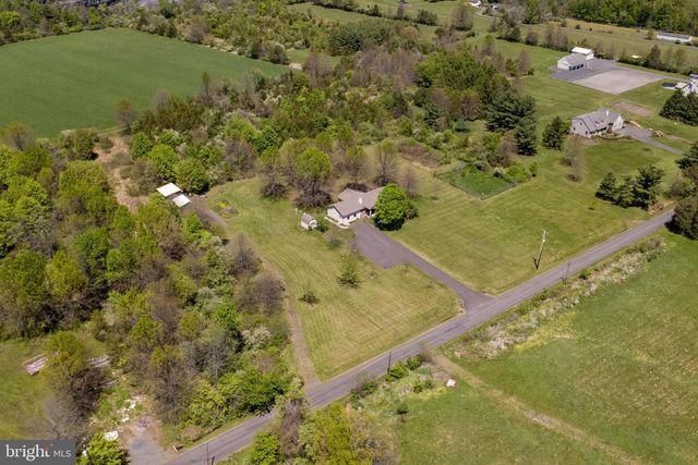 255 TABOR RD, Ottsville, PA 18942