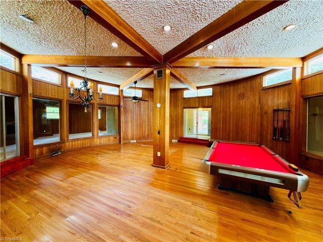 1031 Country Lane, Winston-salem, NC 27107
