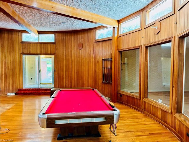 1031 Country Lane, Winston-salem, NC 27107