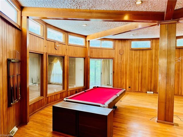 1031 Country Lane, Winston-salem, NC 27107