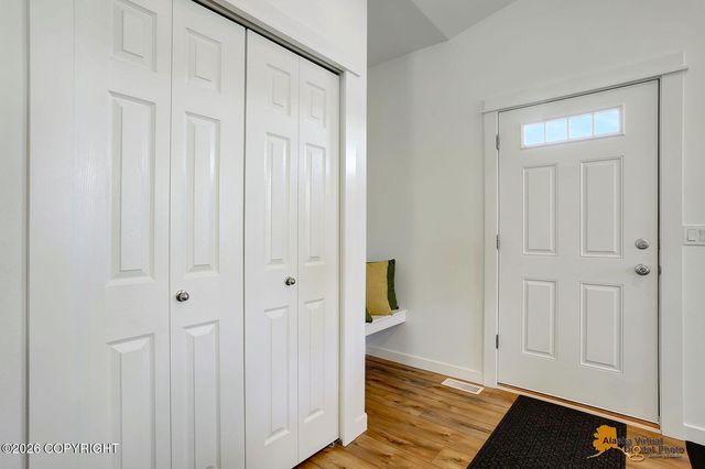 801 N Back Eddy Circle, Palmer, AK 99645