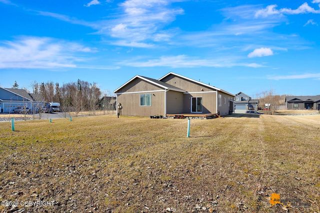 801 N Back Eddy Circle, Palmer, AK 99645