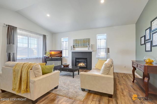 801 N Back Eddy Circle, Palmer, AK 99645