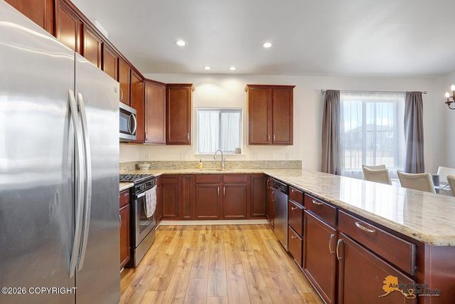 801 N Back Eddy Circle, Palmer, AK 99645