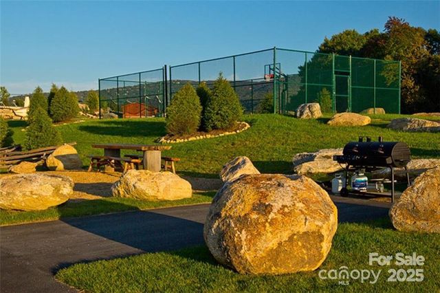 00 Eagle Park Drive 107, Banner Elk, NC 28604