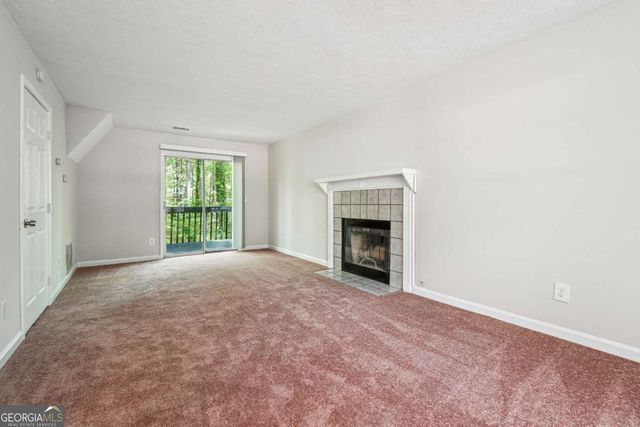 4448 Janice Drive, Snellville, GA 30039