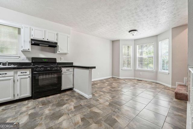 4448 Janice Drive, Snellville, GA 30039
