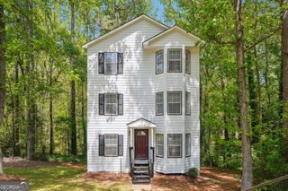 4448 Janice Drive, Snellville, GA 30039