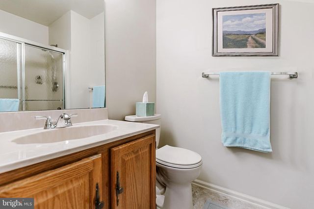 1604-B STEEPLEBUSH TER, Mount Laurel, NJ 08054