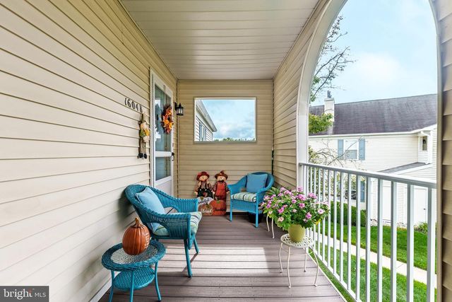 1604-B STEEPLEBUSH TER, Mount Laurel, NJ 08054