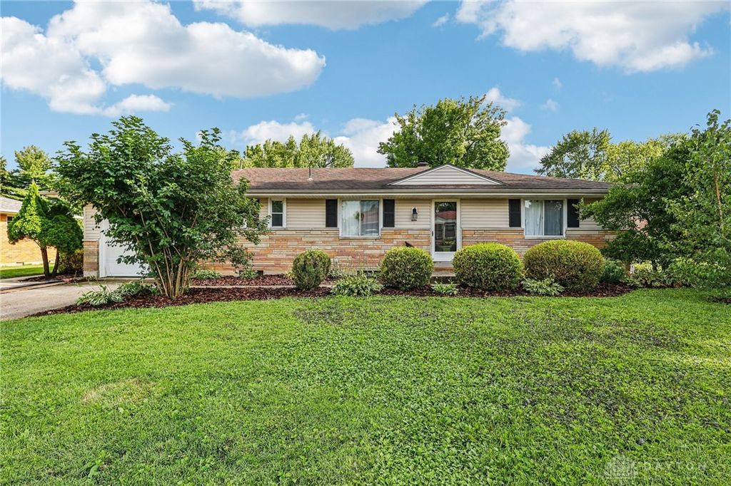 824 Princewood Avenue, Dayton, OH 45429