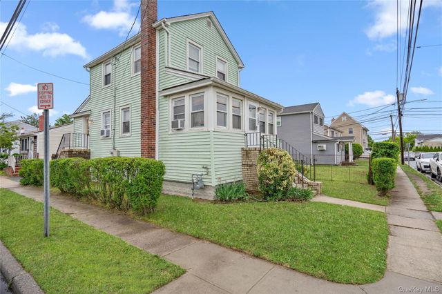 152 Lawson Avenue, East Rockaway, NY 11518