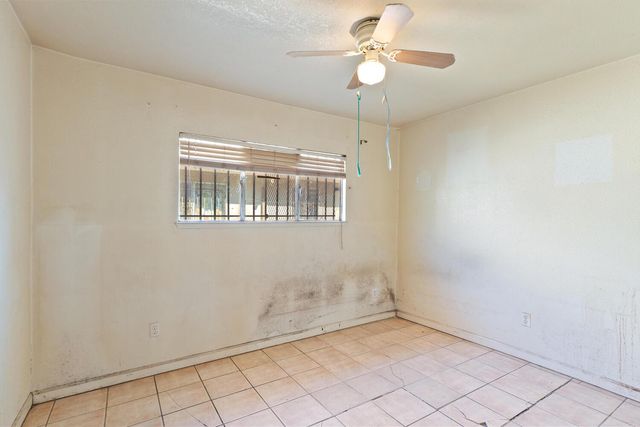 332 Kolher St, Stockton, CA 95206