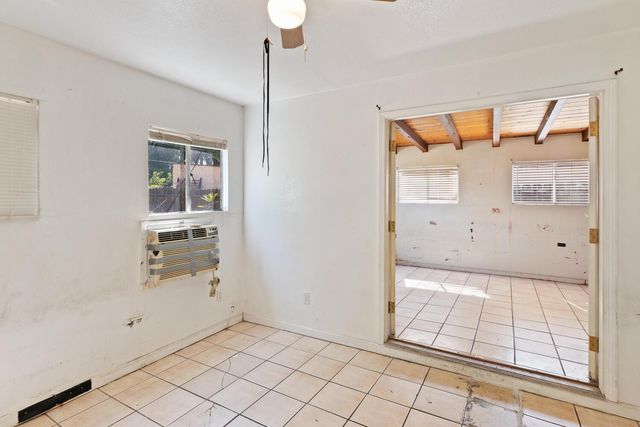 332 Kolher St, Stockton, CA 95206