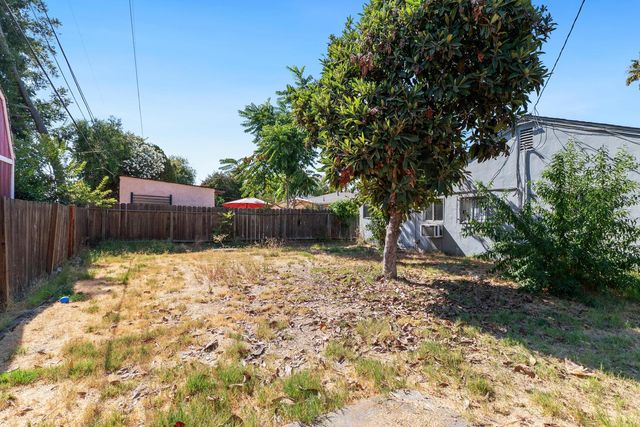 332 Kolher St, Stockton, CA 95206