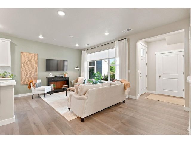 4173 N Park Dr 103, Loveland, CO 80538