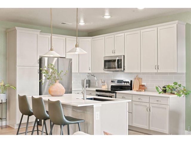 4173 N Park Dr 103, Loveland, CO 80538