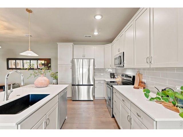 4173 N Park Dr 103, Loveland, CO 80538