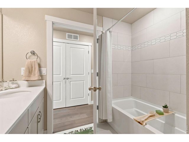4173 N Park Dr 103, Loveland, CO 80538