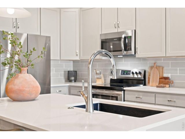 4173 N Park Dr 103, Loveland, CO 80538