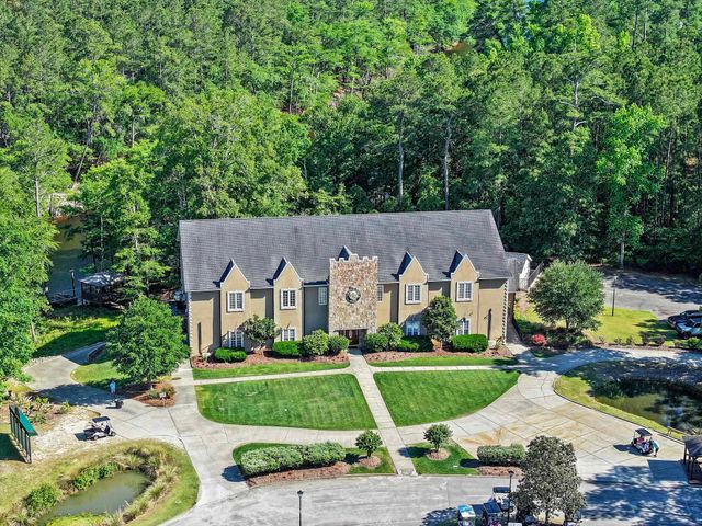 899 Shaftesbury Ln., Conway, SC 29526