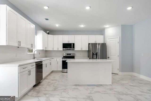 222 Skinner Avenue N, Pooler, GA 31322