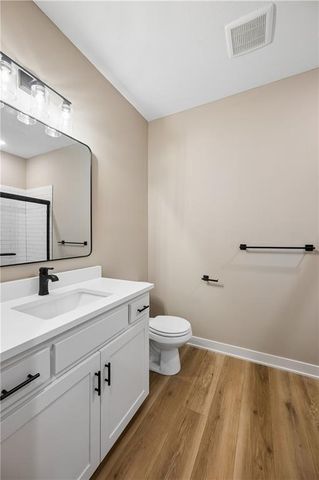 5782 NW Black Oak Court, Parkville, MO 64152