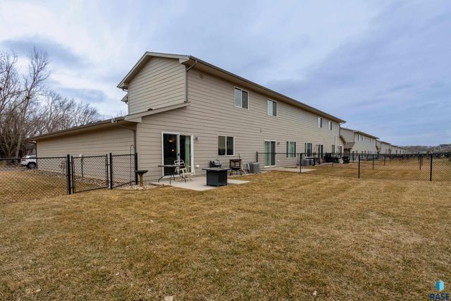 6500 W 6th Pl Place, Sioux Falls, SD 57107