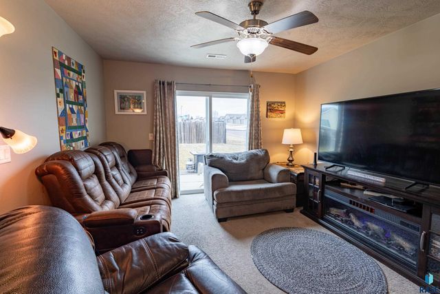 6500 W 6th Pl Place, Sioux Falls, SD 57107