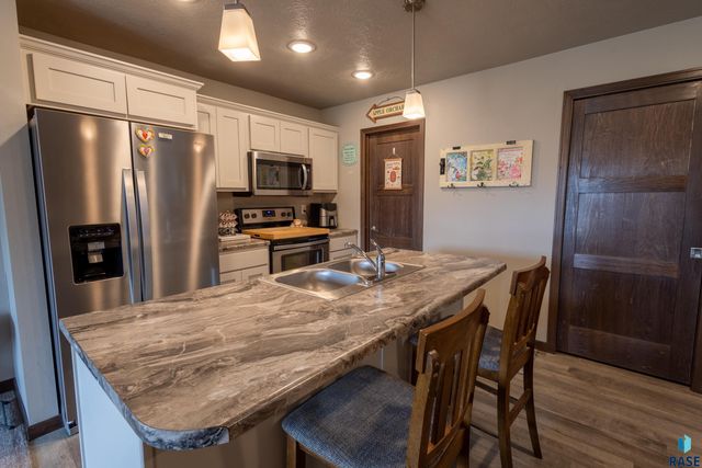 6500 W 6th Pl Place, Sioux Falls, SD 57107