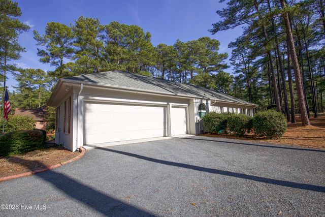 40 Greyabbey Drive, Pinehurst, NC 28374