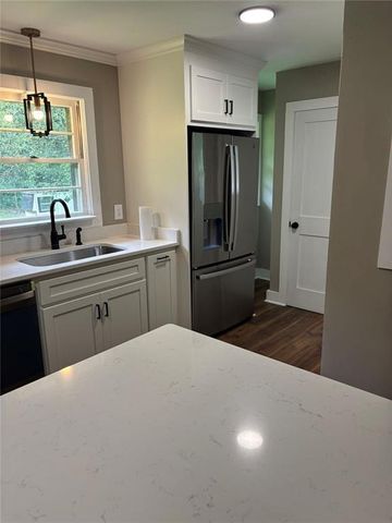 115 Pineview Lane, Hartwell, GA 30643