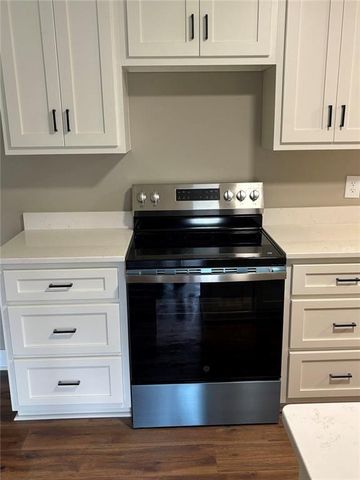 115 Pineview Lane, Hartwell, GA 30643