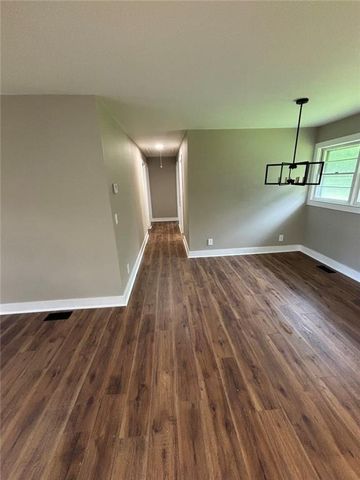 115 Pineview Lane, Hartwell, GA 30643