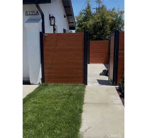 8235 Alameda St, Downey, CA 90242