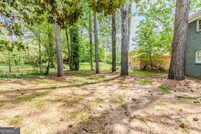 2586 Williamsburg Drive, Decatur, GA 30034