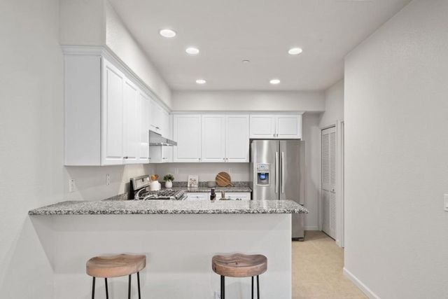 2104 Vincenzo, San Jose, CA 95133