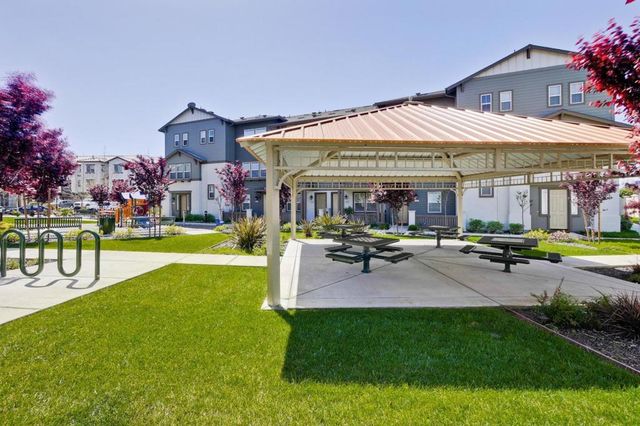 2104 Vincenzo, San Jose, CA 95133