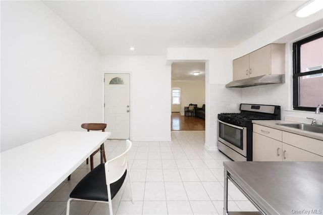 815 Avenue U, Brooklyn, NY 11223