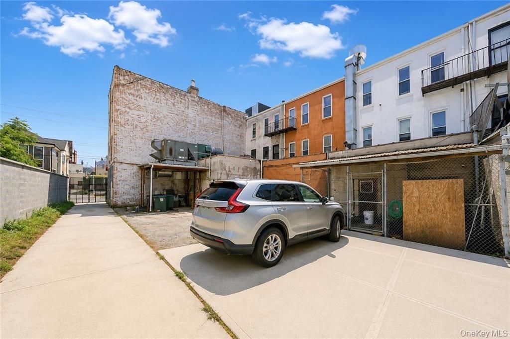 815 Avenue U, Brooklyn, NY 11223 — photo 5