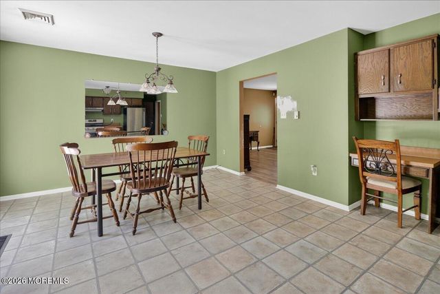 113 Lubbers Lane, Manahawkin, NJ 08050