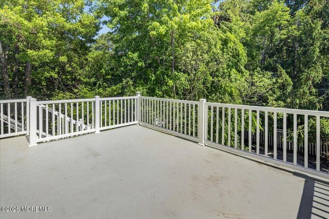 113 Lubbers Lane, Manahawkin, NJ 08050