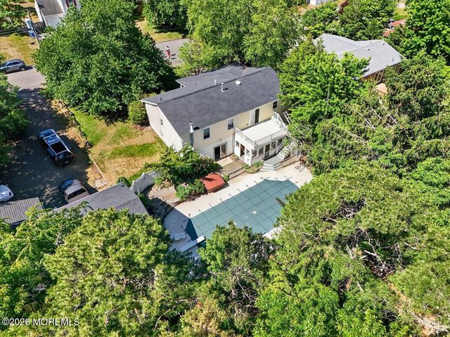 113 Lubbers Lane, Manahawkin, NJ 08050